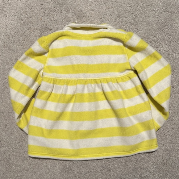 Old navy toddler fleece pullover - Picture 6 of 6